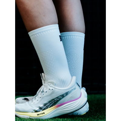 STRIDE SOCKS White